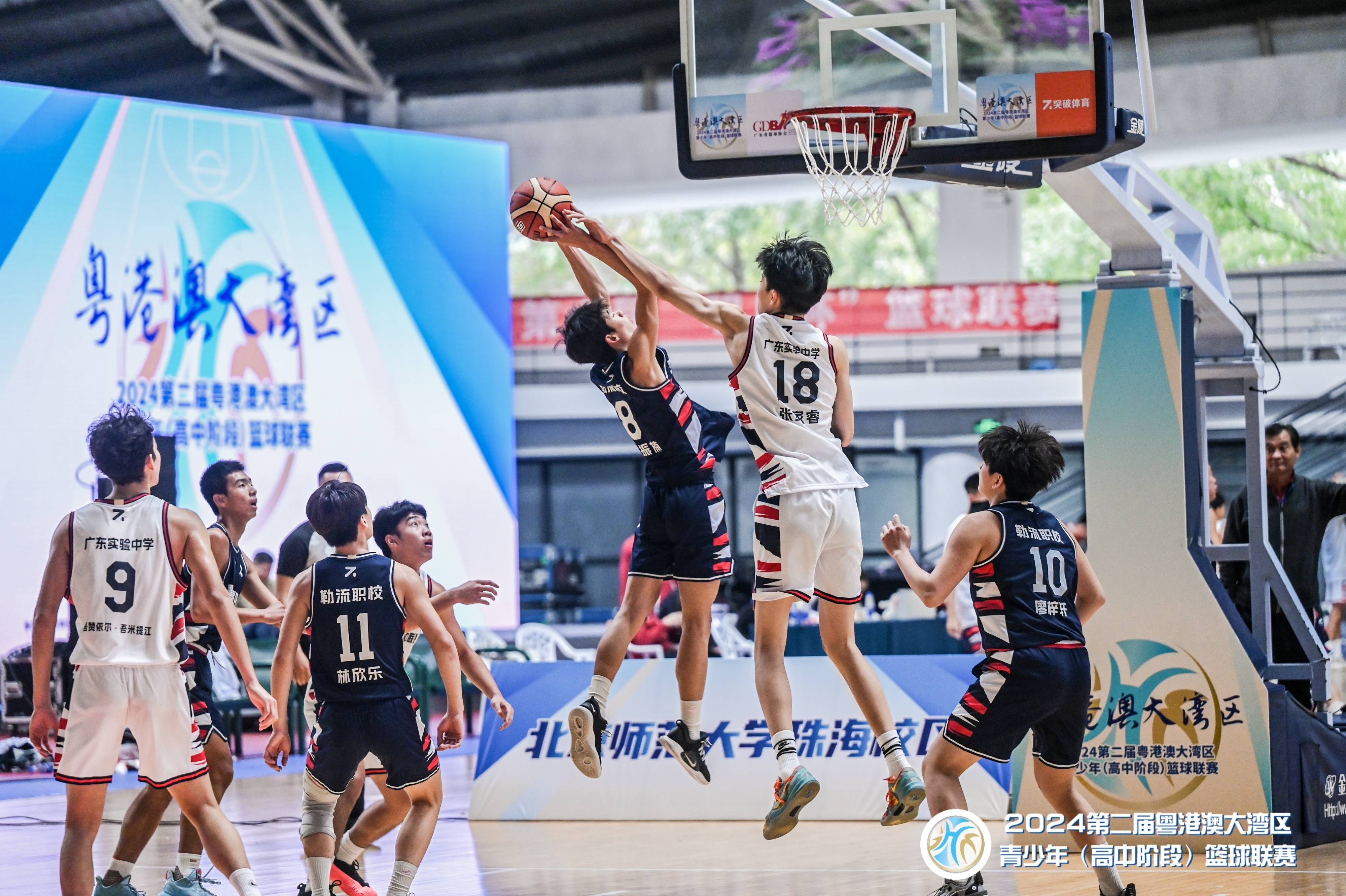 全民篮球日：青少年联赛点燃城市体育热情的简单介绍