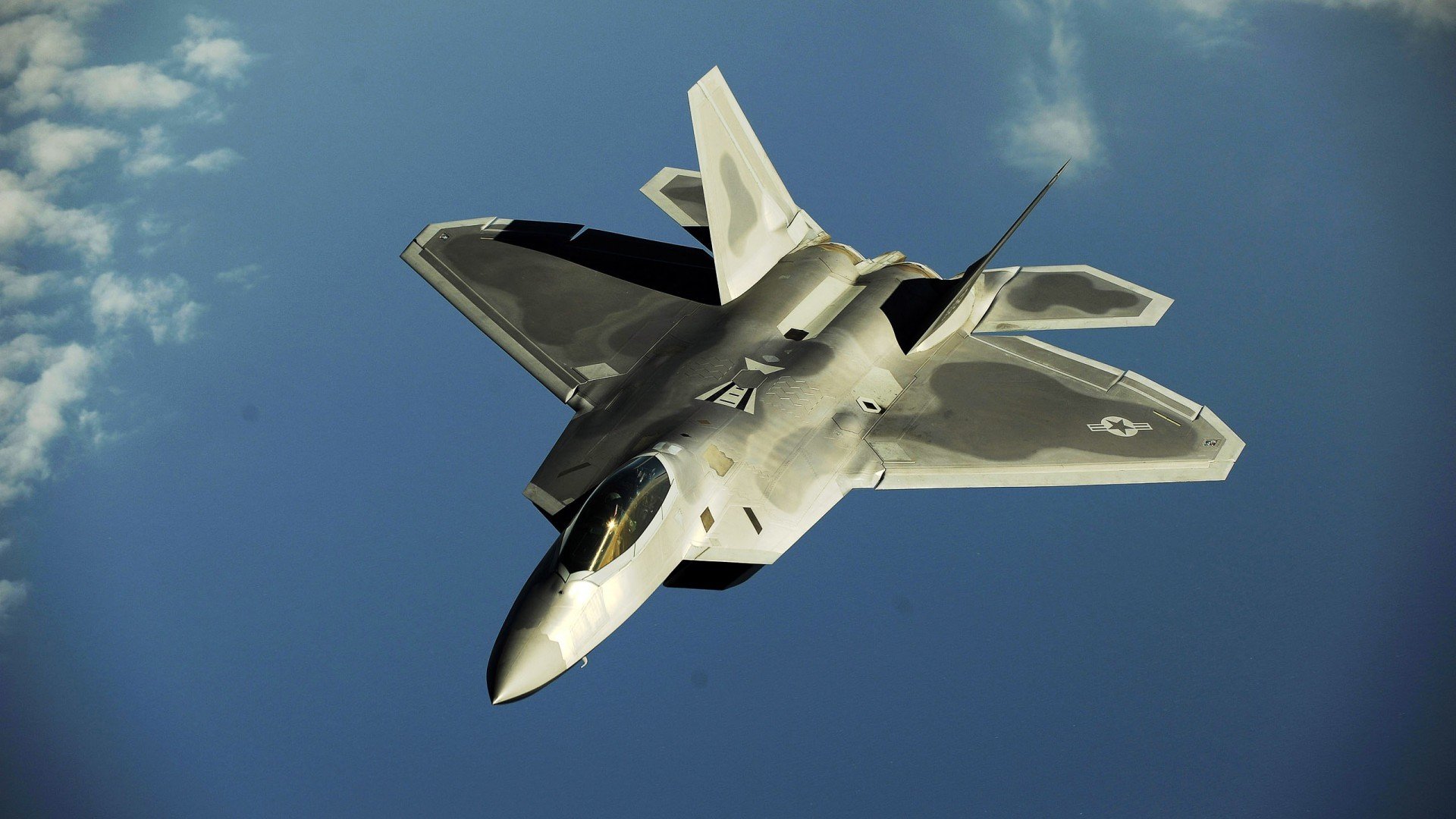 《青年力量:95后选手成为电竞新宠》,青年 力量