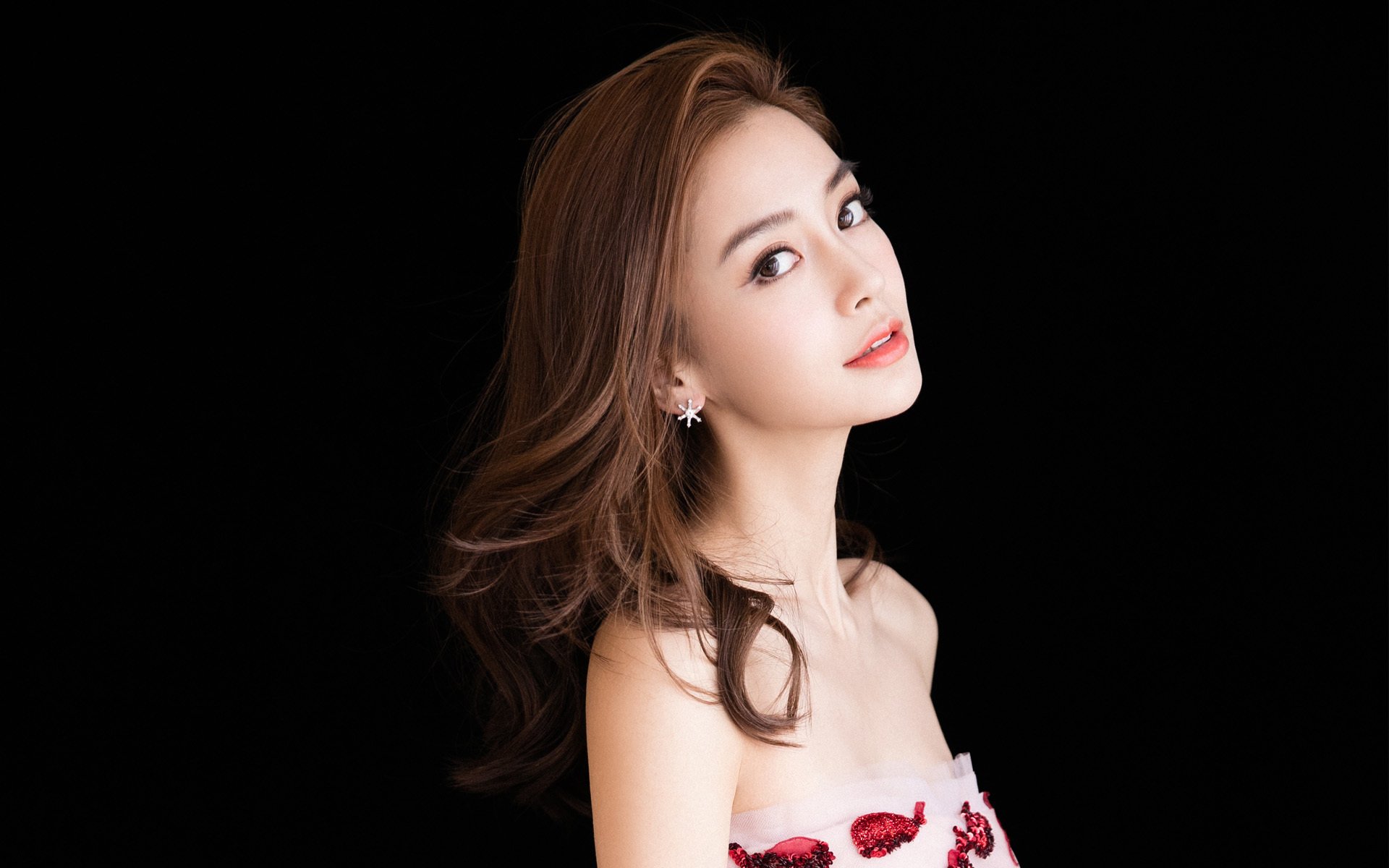 智能体育装备在运动技能训练中的应用，智能化体育器材